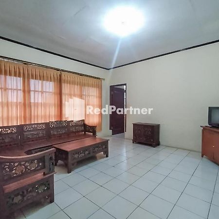 Pertiwi Village Redpartner Paragajen Εξωτερικό φωτογραφία