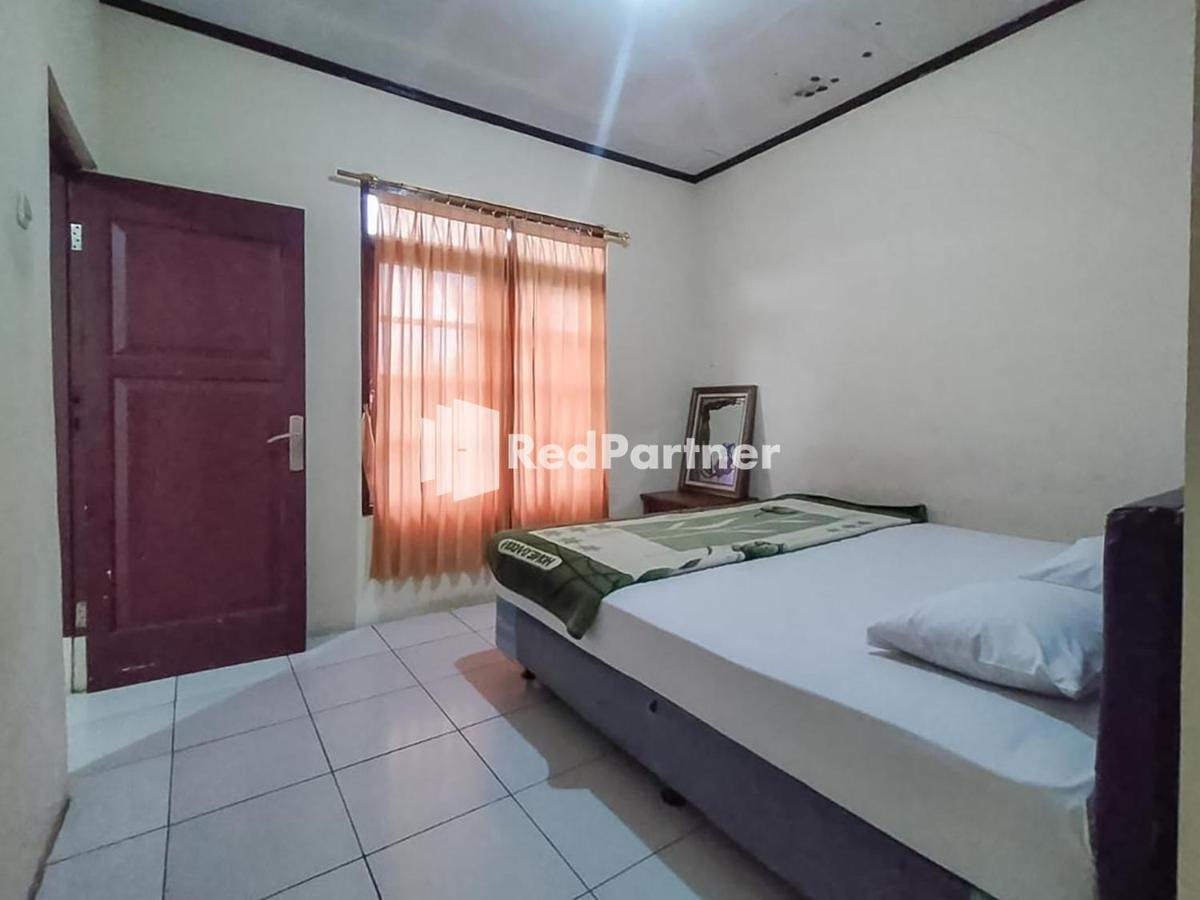 Pertiwi Village Redpartner Paragajen Εξωτερικό φωτογραφία
